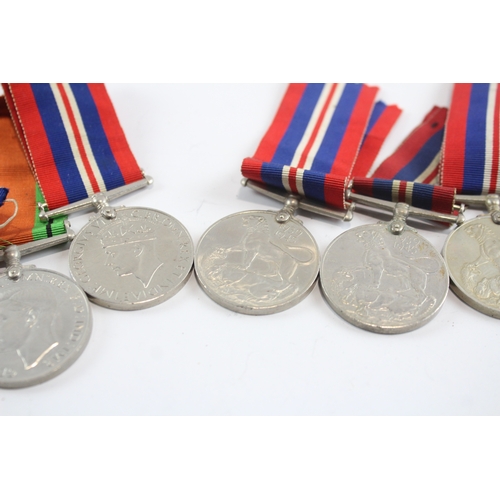 29 - WW2 Medals Inc War Defence France & Germany Star Etc x 8