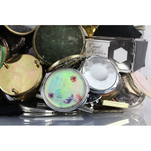 92 - Ladies Vanity Powder Compacts Inc Vintage, Enamelled, Etc Joblot