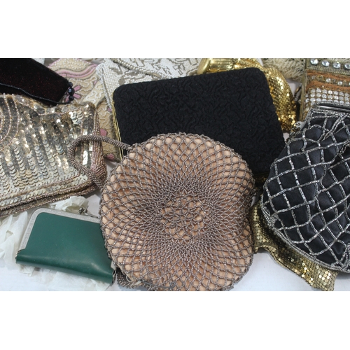 93 - Collection Of Vintage Handbags & Purses Inc Beaded, Shell, Etc Joblot