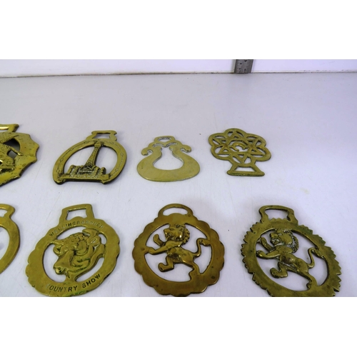 116 - Vintage horse brasses