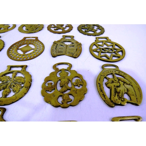 116 - Vintage horse brasses