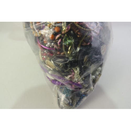 98 - 10kg bag of costume jewellery.