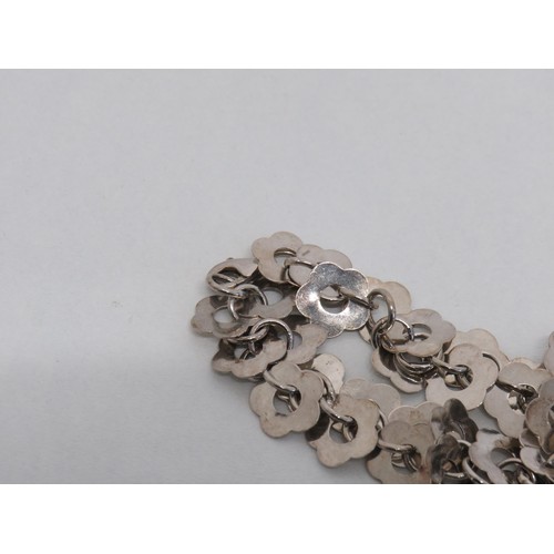 12 - Silver daisy bracelet -17.46g