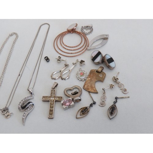 13 - Selection of silver jewellery, 36g