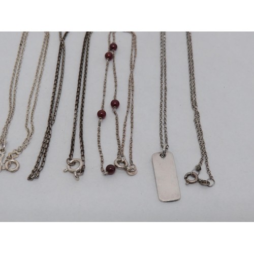 17 - Five silver necklaces -16.12g