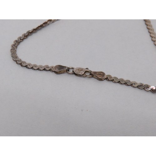 21 - Silver 's' link necklace -12.5g