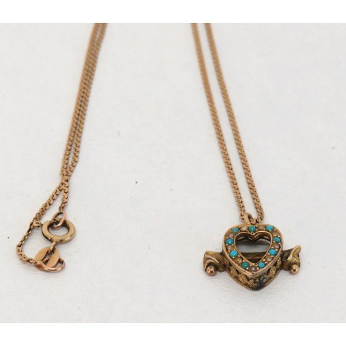 45 - Vintage 9ct gold & turquoise heart pendant necklace, chain length 16