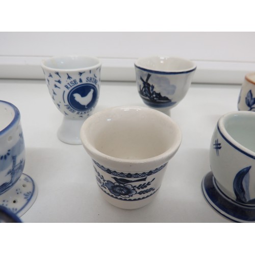 152 - Selection of blue & white egg cups to include Copeland Spode and Delft.