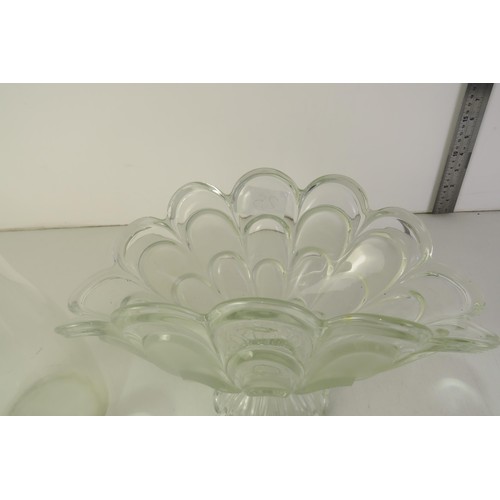 138 - Vintage satin frosted centrepiece bowl, five cut crystal champagne flutes and vintage glass embossed... 