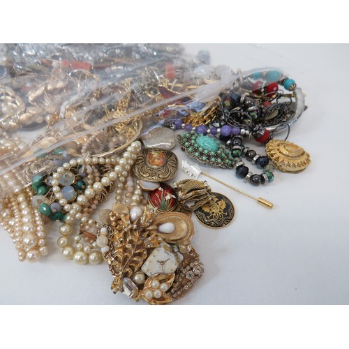 68 - 1.6kg of Jewellery to include vintage.