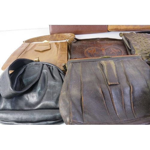 316 - Job lot of vintage leather handbags