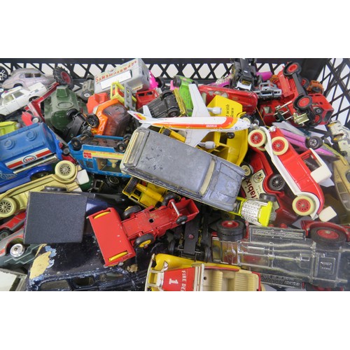 281 - Job lot of playworn diecast.