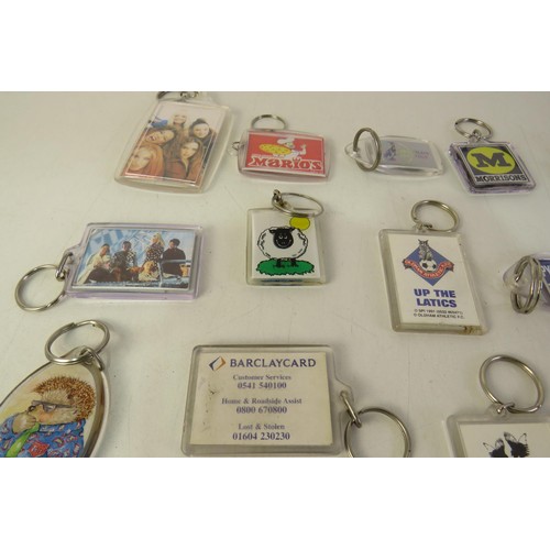 119 - Thirty various keyrings