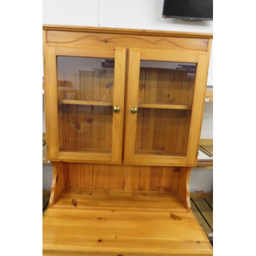 321 - Pine welsh dresser