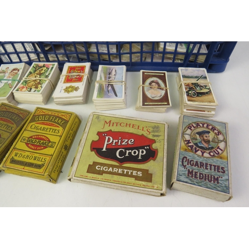 102 - Tray of cigarette cards