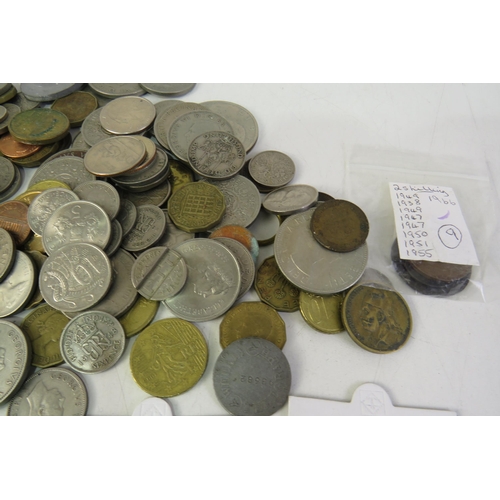 181 - Collection of coinage including a silver chain 925 and crowns