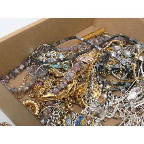 95 - Box full of vintage jewellery.