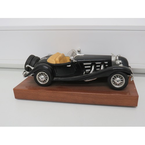 77 - Burago Mercedes-Benz 500k Roadster (1936) with box.