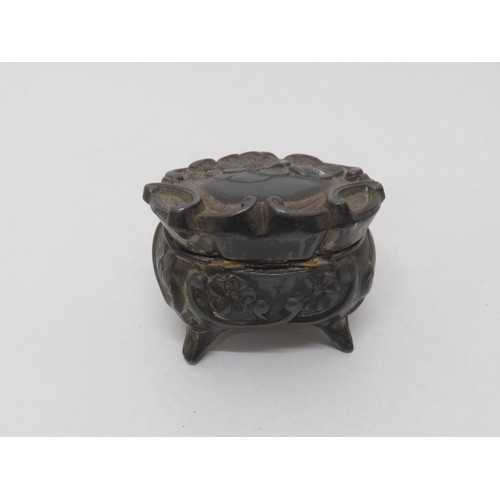 69 - Antique Art Nouveau pewter snuff/trinket box.