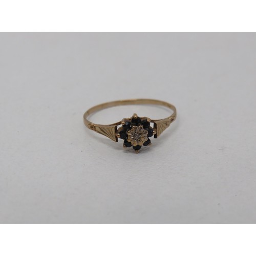 38 - 9ct Gold ring with diamond and sapphire- 1.2g