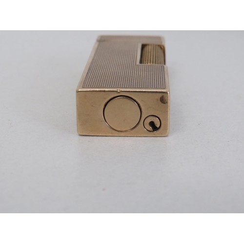 60A - Dunhill 9ct gold lighter in good working condition