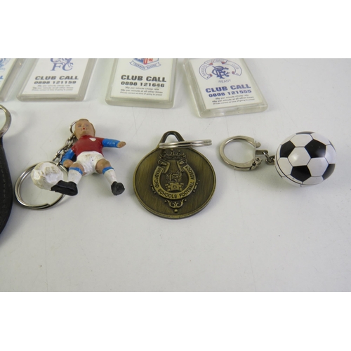 134 - Thirty football keyrings