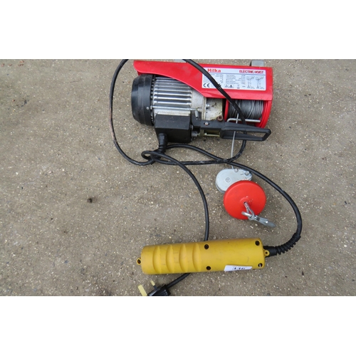 336 - Hilvia 240v electric hoist