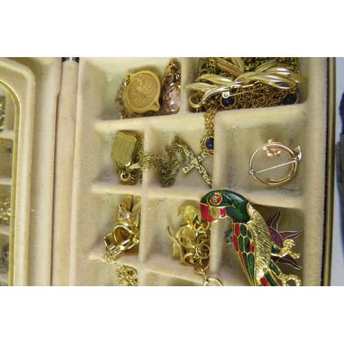 181 - Vintage jewellery box with rolled gold and vintage gold tone jewellery