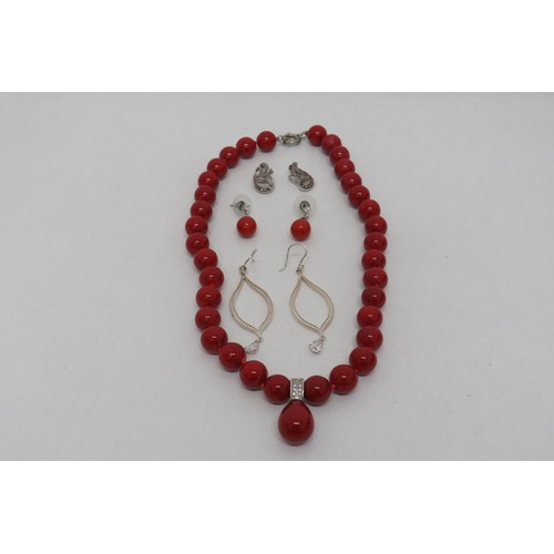 152 - Red stone heavy silver set earrings