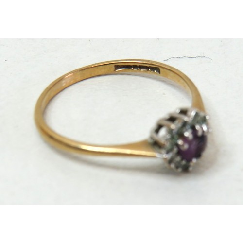 48 - Two 9ct gold rings, amethyst CZ heart cluster size O 1/2 and CZ half eternity size R.
Weight 2.5g