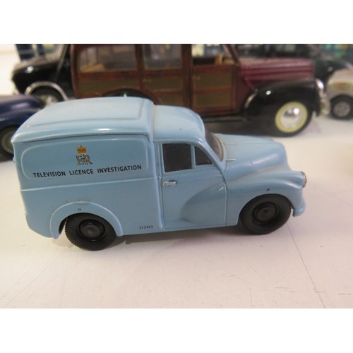 286 - Selection of diecast vehicles includes Corgi.