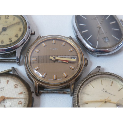 21 - Five gents vintage watches (no straps) includes Ingersoll Triumph, Konak, Timex etc.