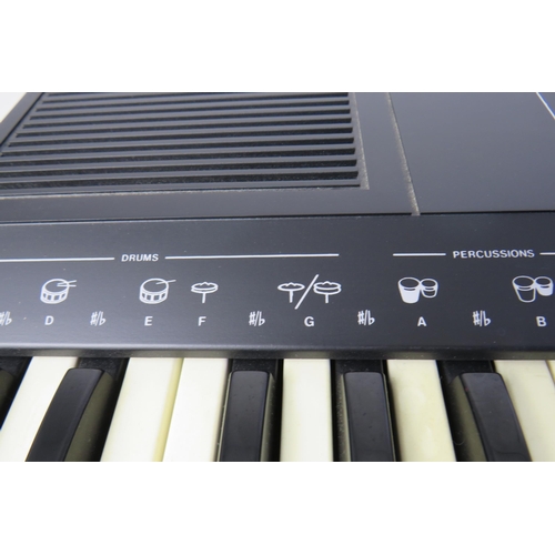 309 - Fujiha f3000 synthesizer keyboard