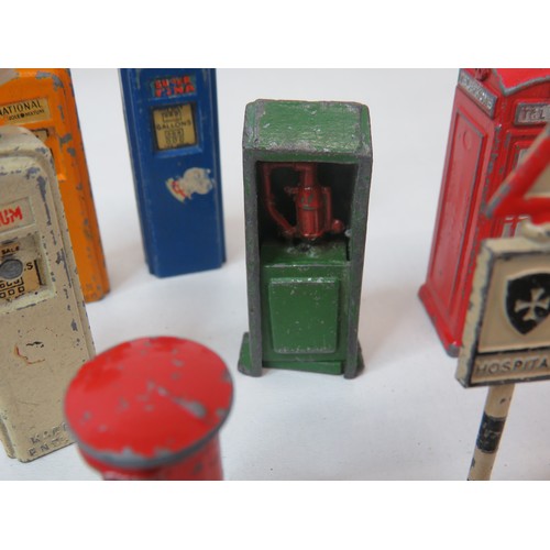 45 - Collection of vintage diecast Britains and Dinky toys includes horse & cart, petrol pumps, road sign... 