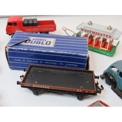 46 - Collection of vintage diecast and tinplate toys includes Dinky, boxed Hornby, Matchbox and Corgi.