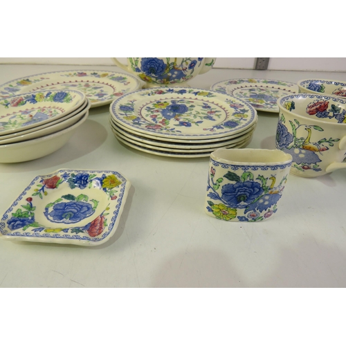 378 - Seventeen piece tea set masons regency