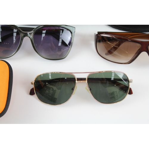 144 - Designer Sunglasses / Glasses Assorted Branded Inc Cases Joblot