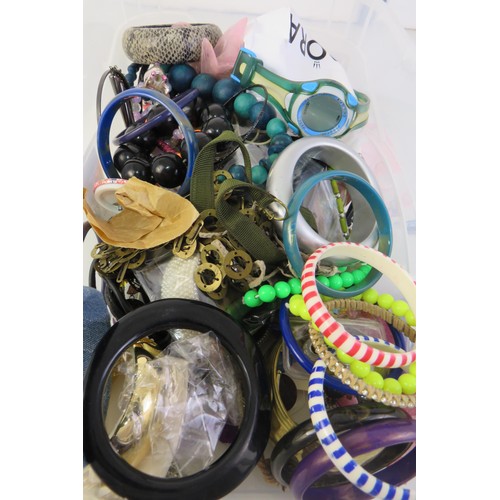 133 - Large tub of mixed jewellery -2kg