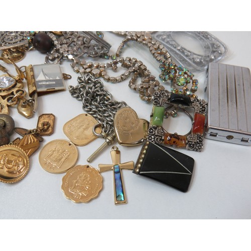 73 - Collectable lot includes Jewellery, buttons, buckles etc.