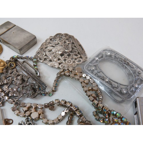 73 - Collectable lot includes Jewellery, buttons, buckles etc.