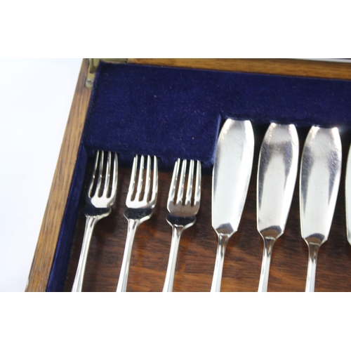 485 - Vintage Silver Plate Cutlery Set Fish Dining 12 Piece Set Wooden Canteen 1784g