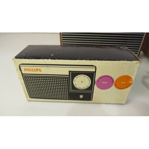 274 - Five vintage radio's includes Roberts.