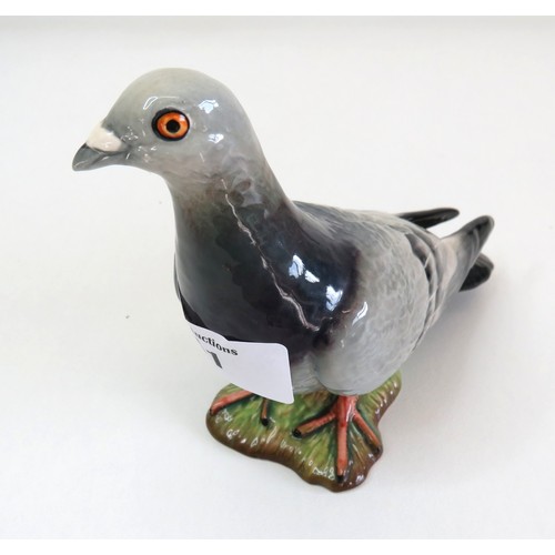 41 - Beswick Pigeon figurine.