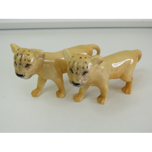 42 - Beswick Lioness and two cubs