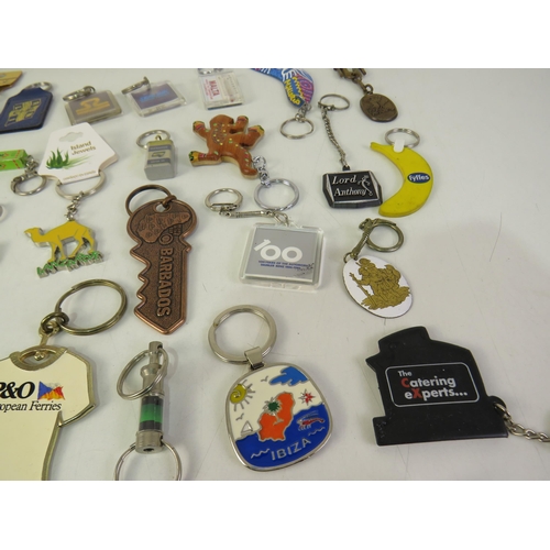 161 - 30 Novelty keyrings