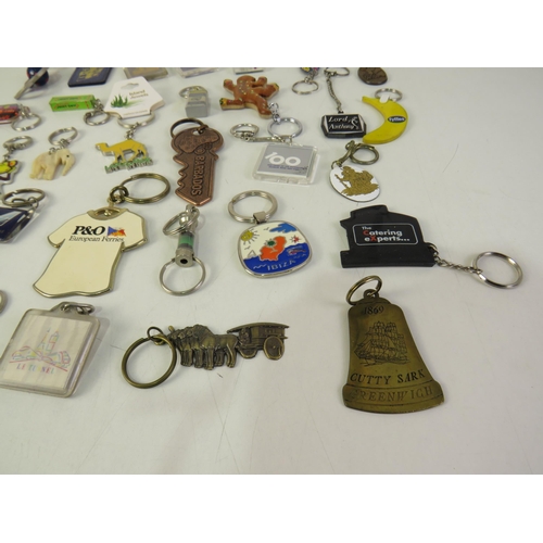 161 - 30 Novelty keyrings