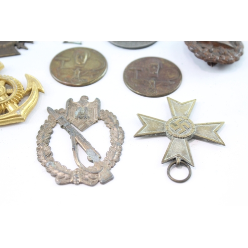 531 - Mixed Lot German Medals & Badges Inc Merit Cross, Mothers Cross, Etc