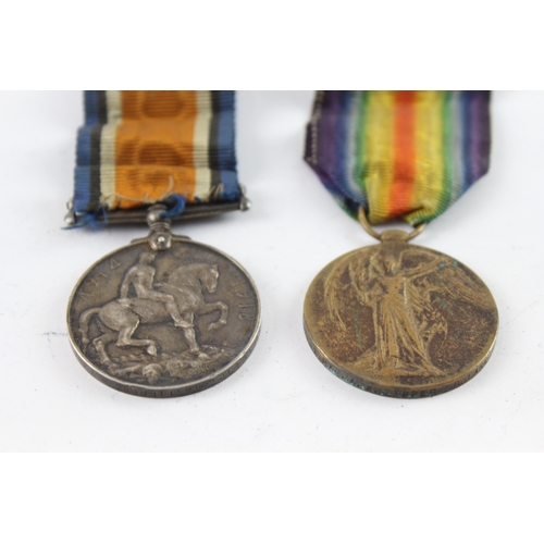 542 - WWI Medal Pair 37631 Pte Aw Tipper R Lancs