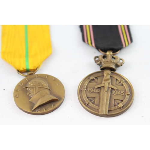 559 - Medals Inc Belgium WWII, P.O.W, Civic Decoration, Etc X 5