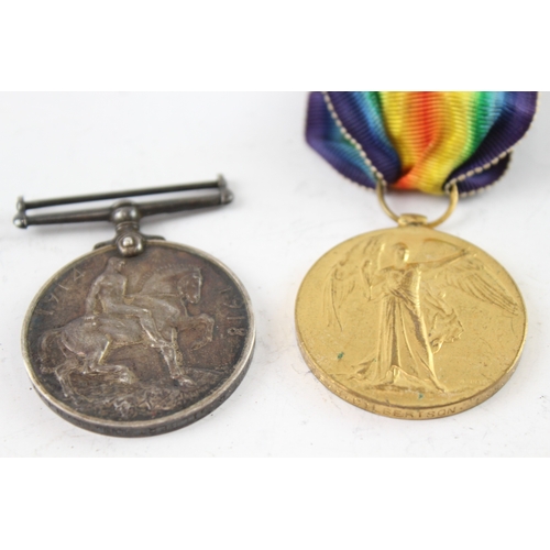 569 - WWI Medal Pair 29127 Pte R Gilbertson Ln Lancs